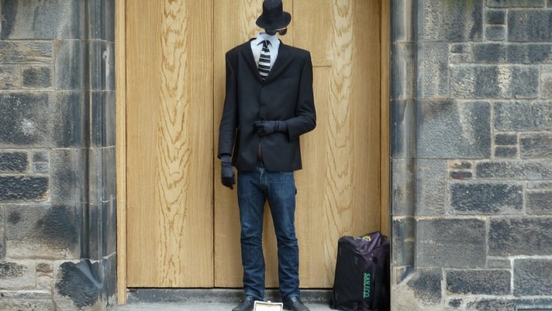 Edinburgh Street Performers Human