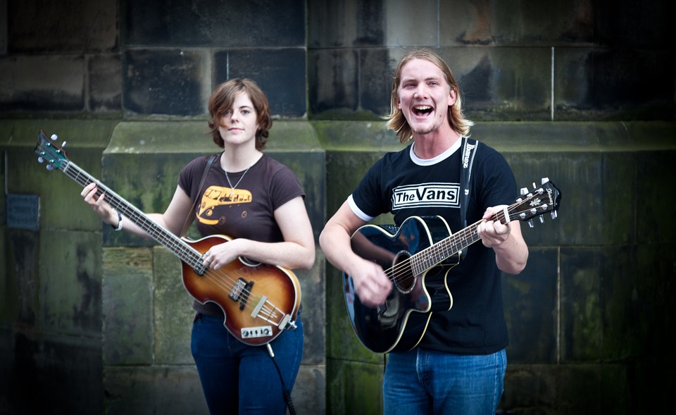 Edinburgh Street Performers Singers