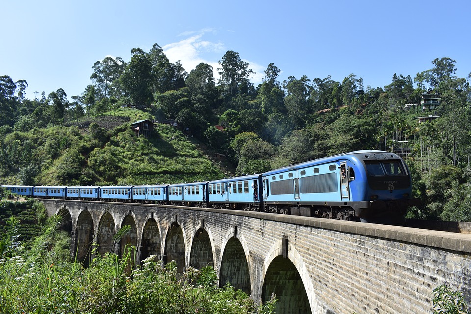 Train over 9 arch bridge Sri Lanka
