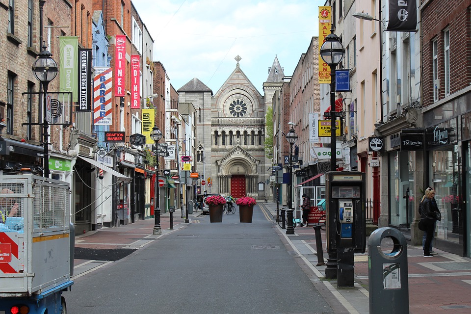 Urban Dublin Street Landmark Architecture Busy