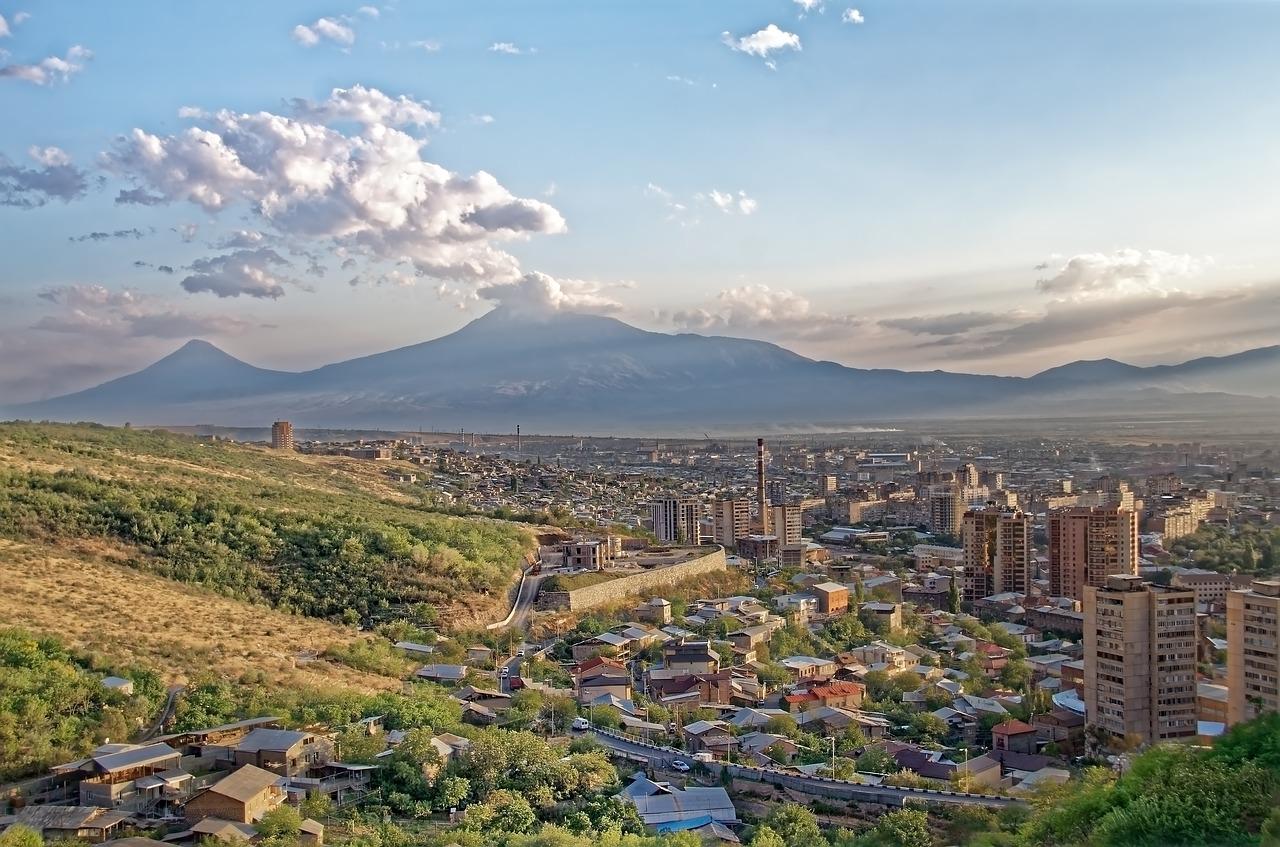 ARMENIA;ZERO COVID travel restrictions, open for unvaccinated