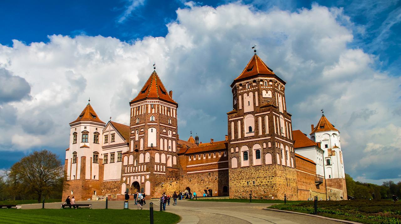 Travel to Belarus Castle
